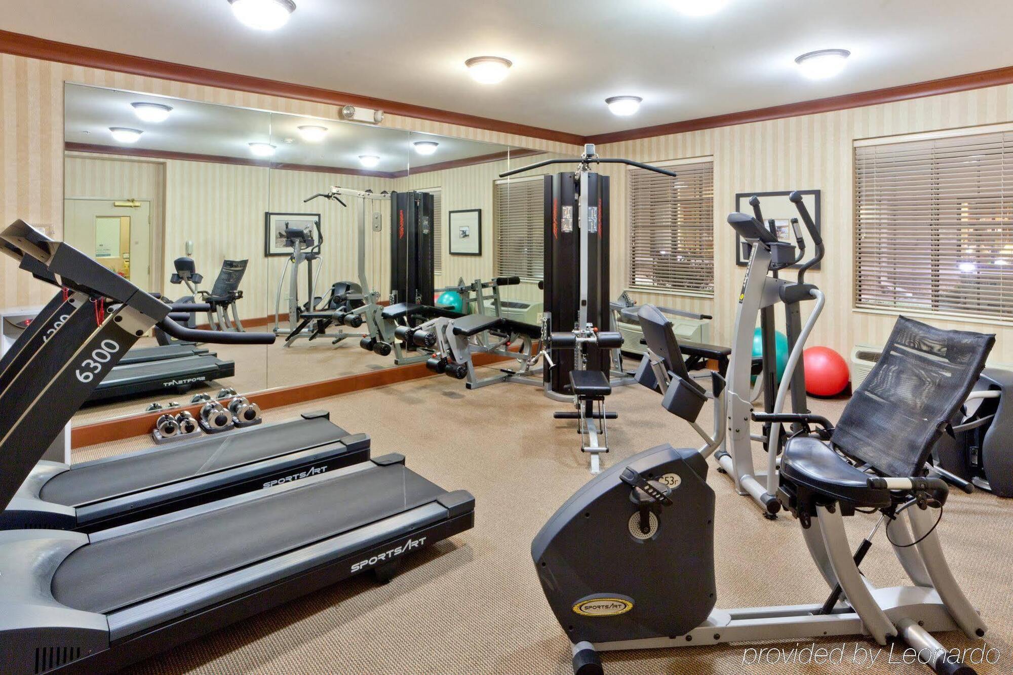 Staybridge Suites Chantilly Dulles Airport By Ihg מראה חיצוני תמונה